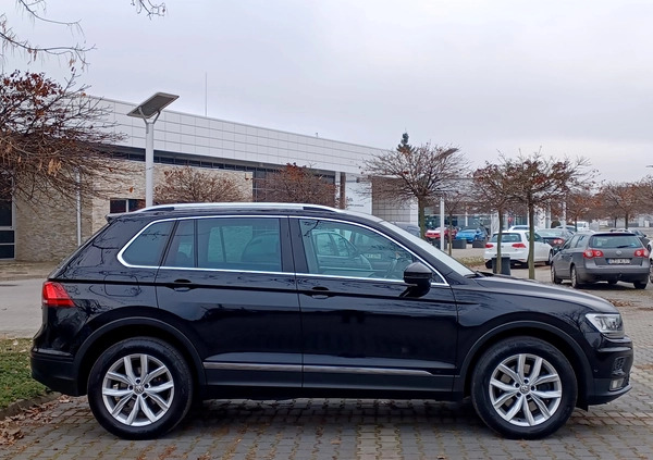 Volkswagen Tiguan cena 97900 przebieg: 153000, rok produkcji 2019 z Gołańcz małe 742